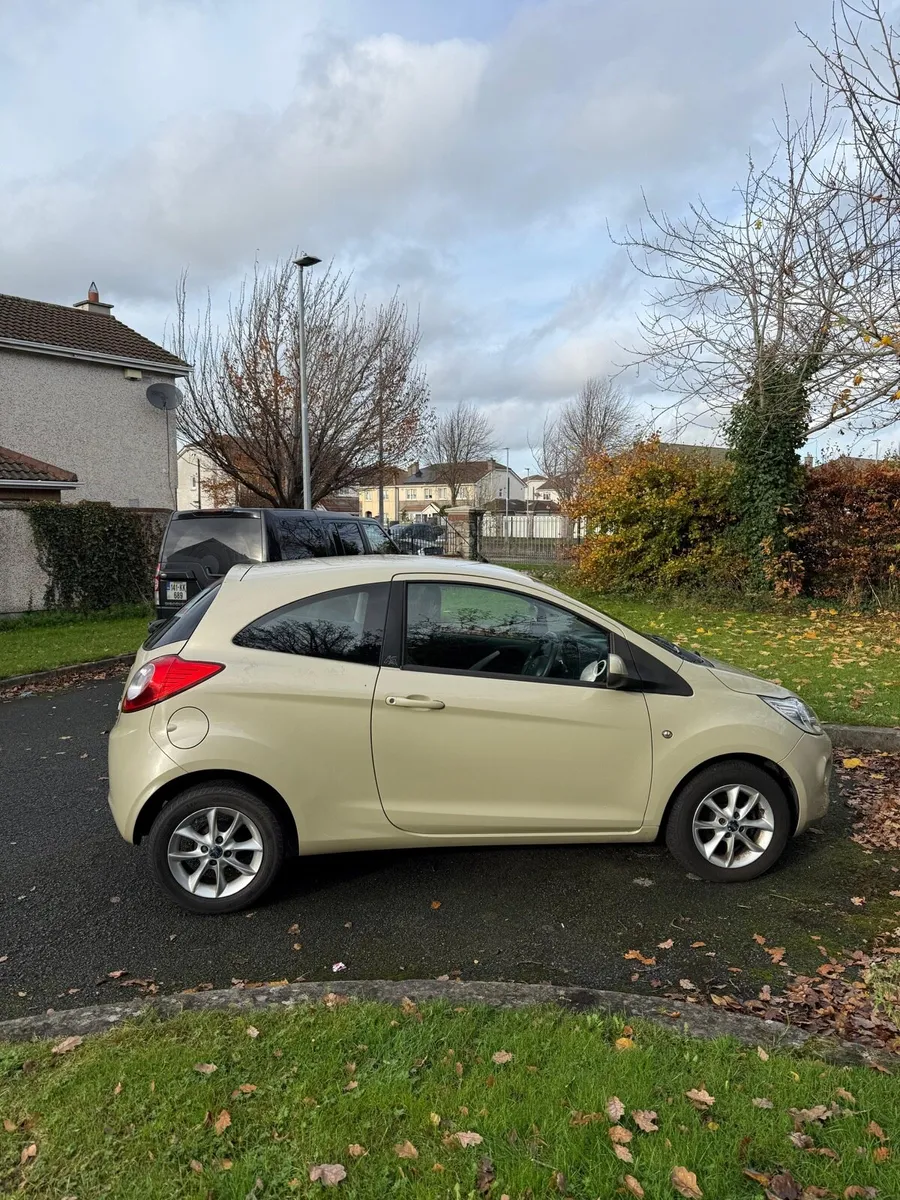 Ford KA - full service history, taxed until 03/26 - Image 3
