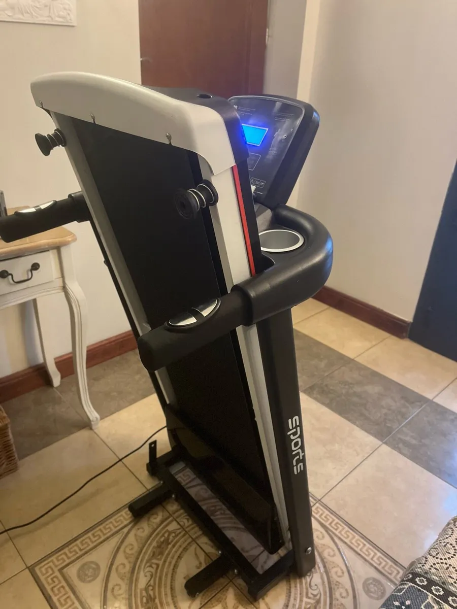Treadmill - Image 1