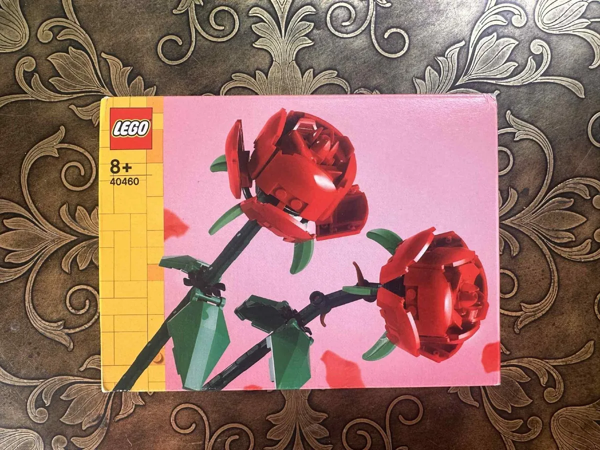 Lego roses set. - Image 1