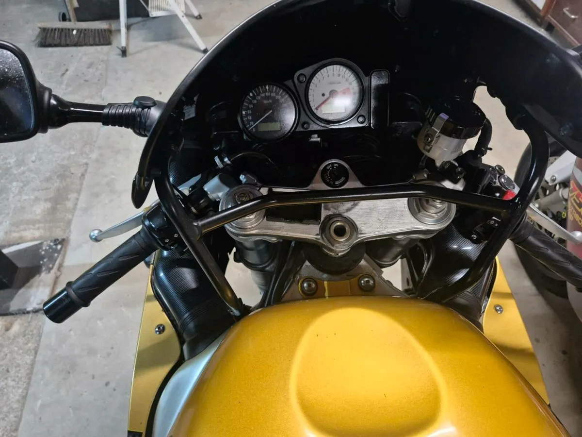 Suzuki srad 750 very clean - Image 2