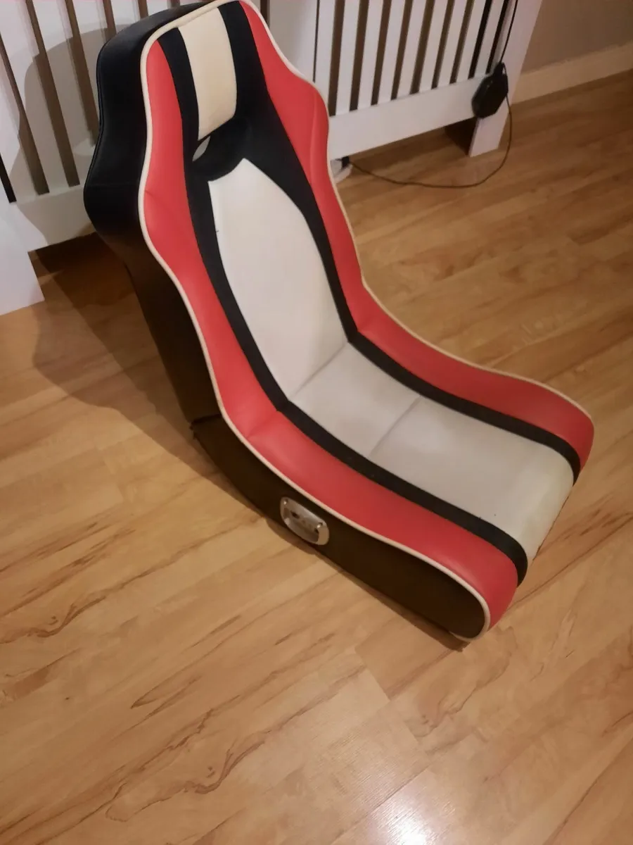 Gaming chair - Image 1