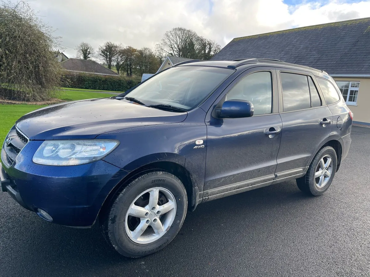 Hyundai Santa Fe AWD, Commercial - Image 1