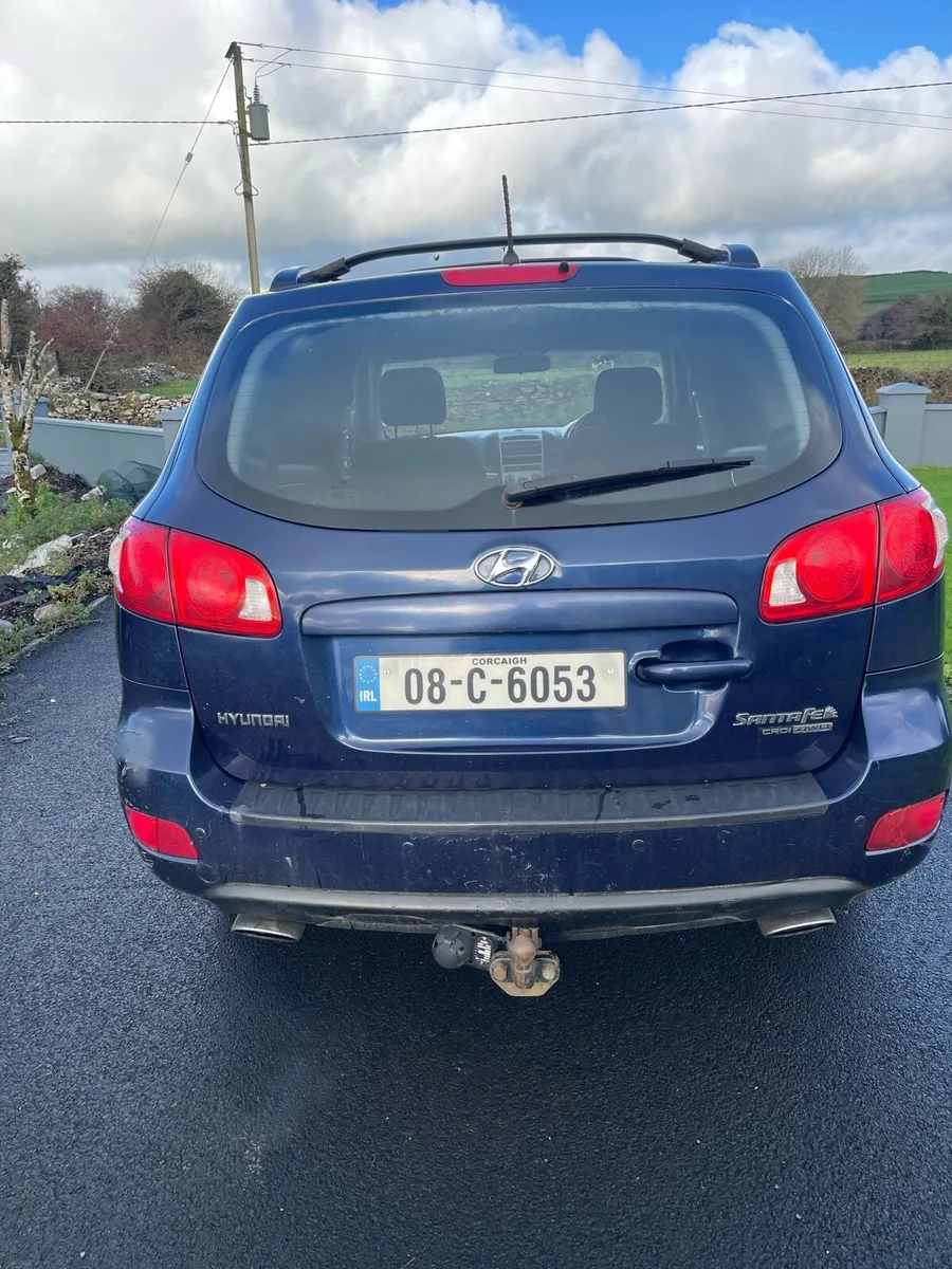 Hyundai Santa Fe AWD, Commercial - Image 4