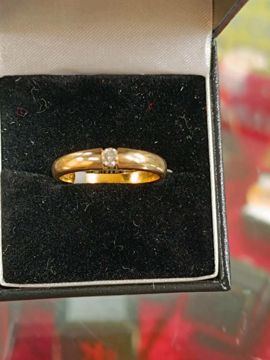 Eclipse Diamond Ring , 8k yellow gold - Image 1