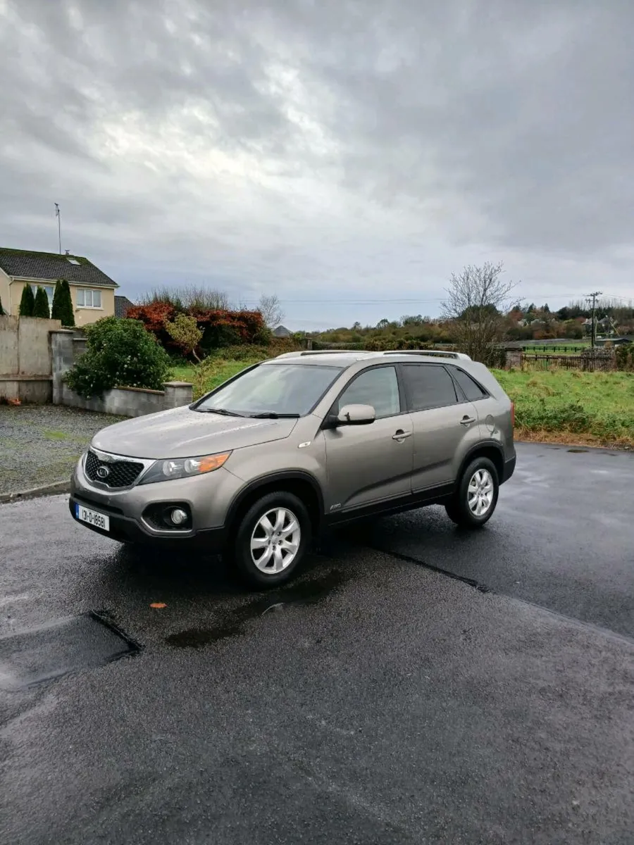 2013 KIA SORENTO COMMERCIAL - Image 1