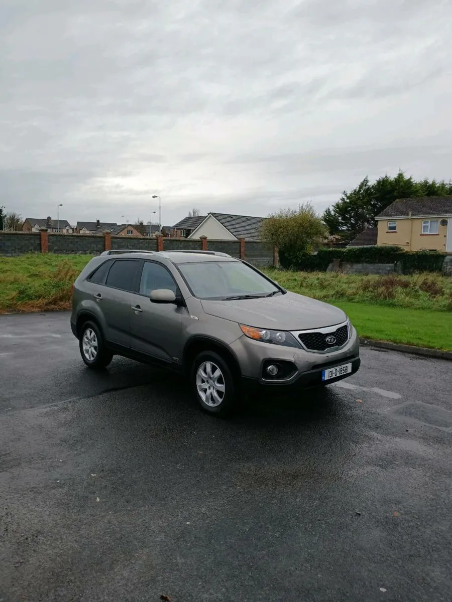 2013 KIA SORENTO COMMERCIAL - Image 2