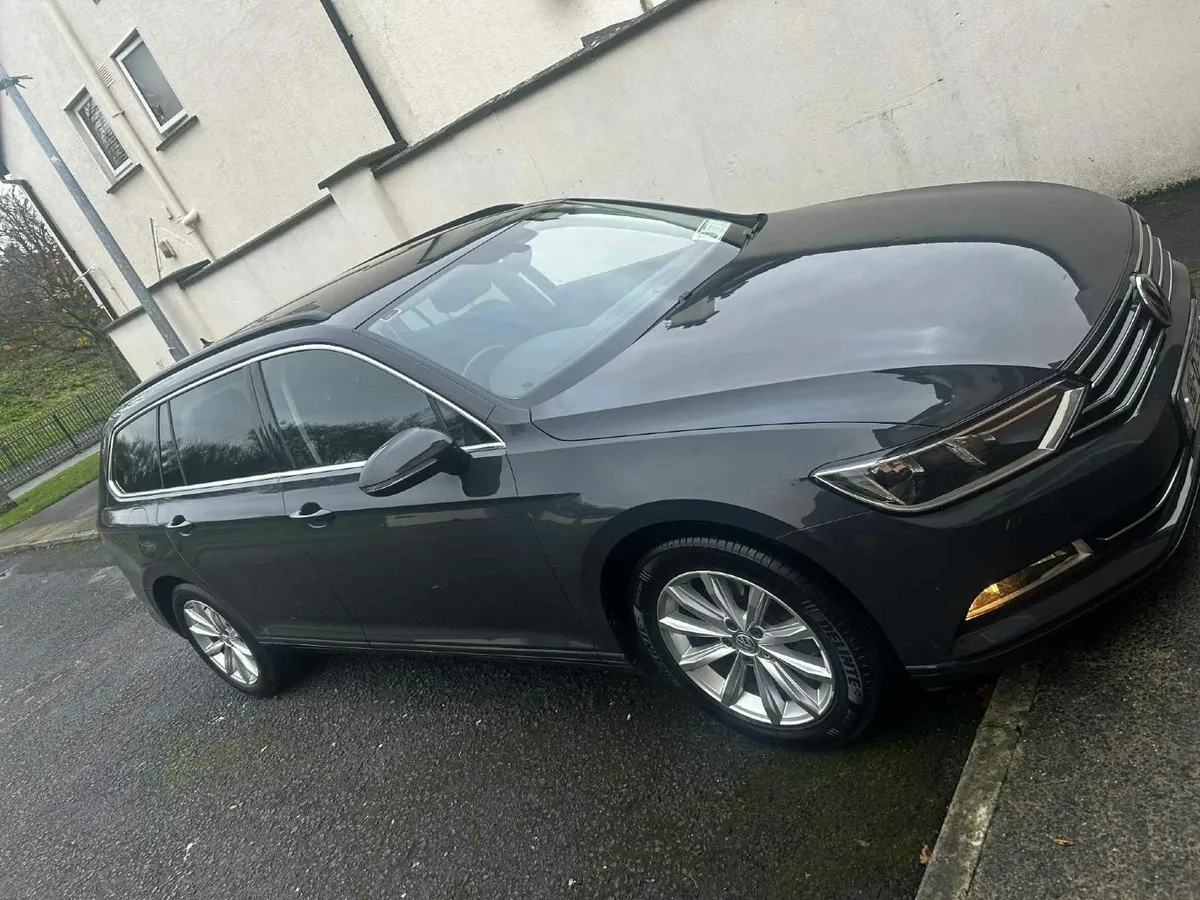 Volkswagen Passat estate 2018 1.6 D comfortline - Image 1