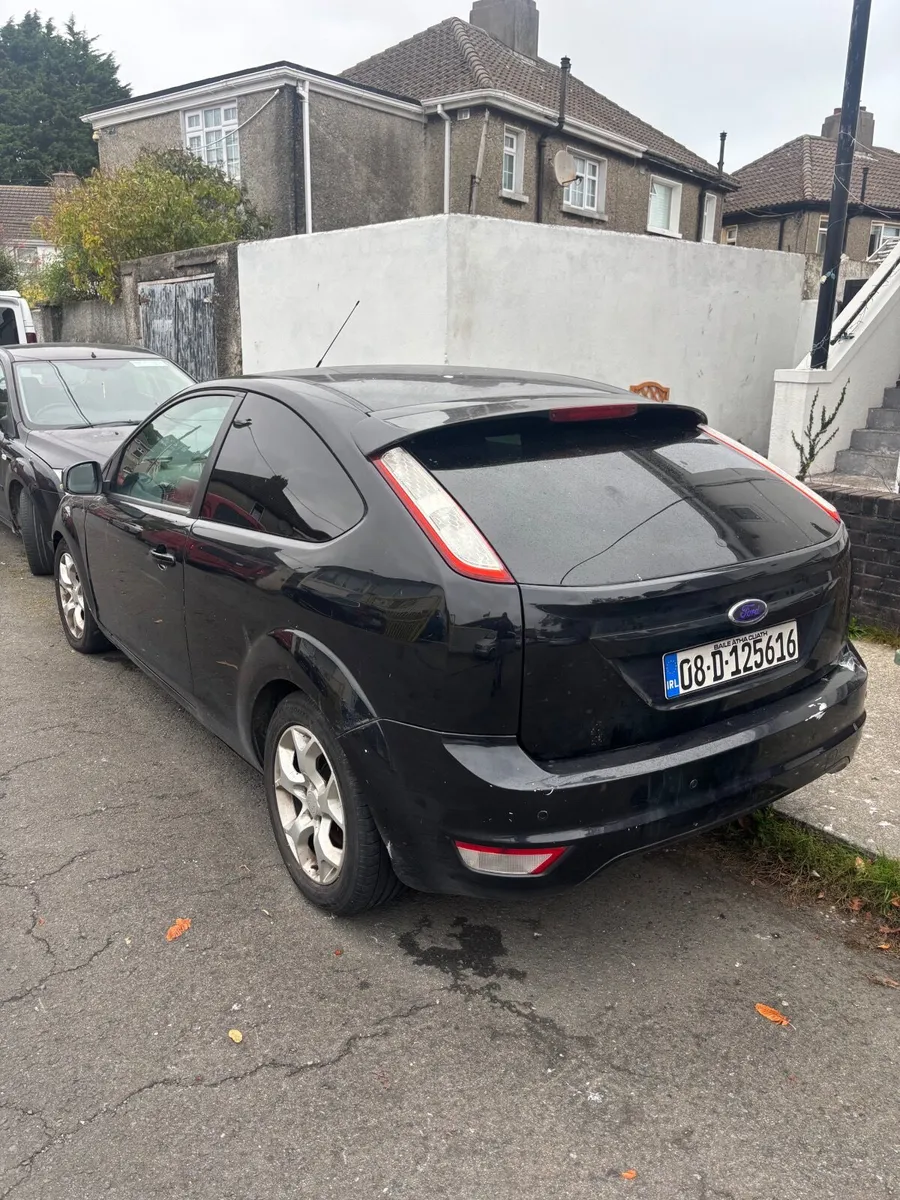 08 Ford Focus - Image 1