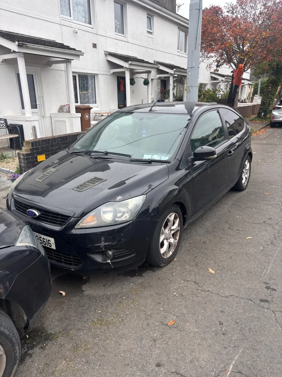 08 Ford Focus - Image 4