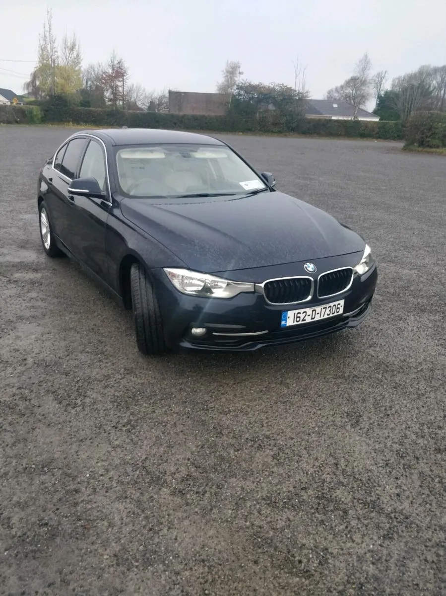 BMW 3 Series. Full main dealer service history - Image 1