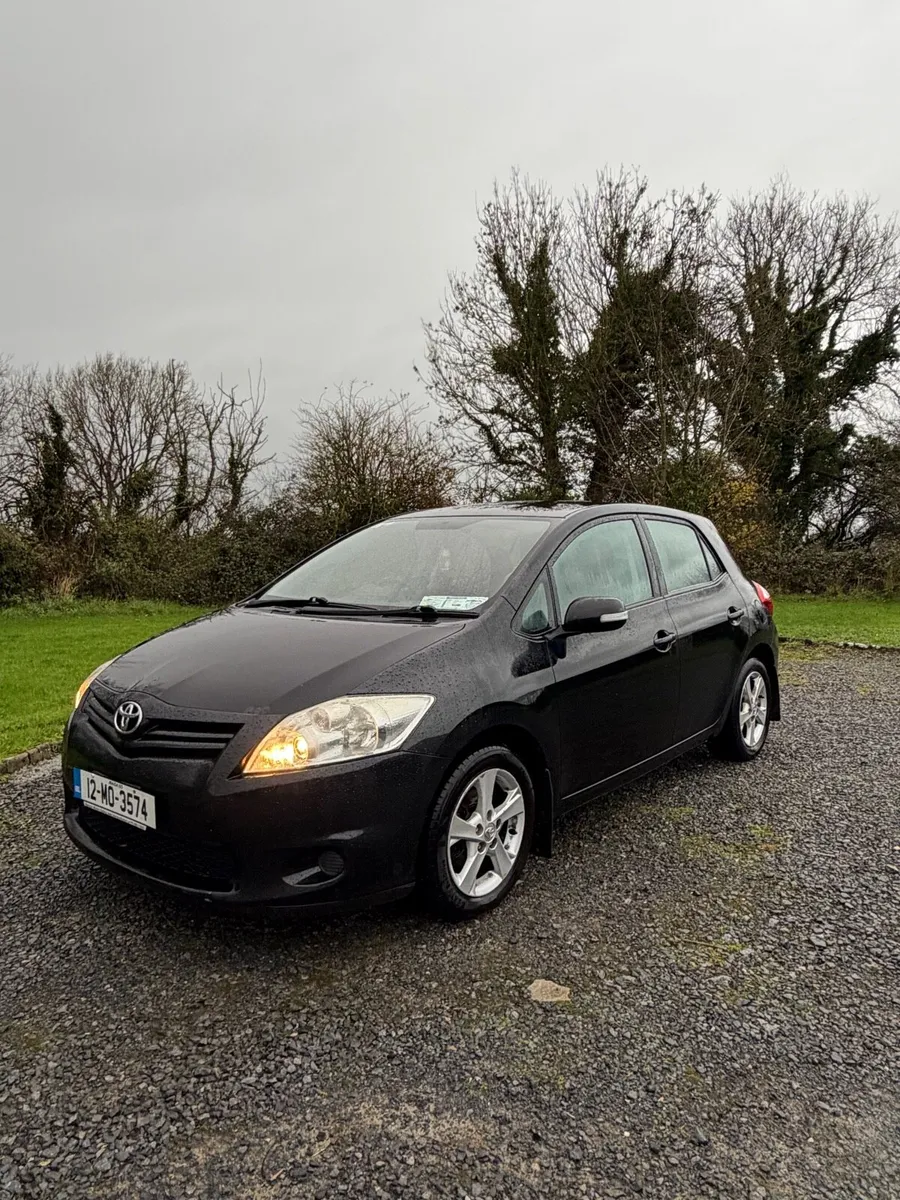 Toyota Auris - Image 1