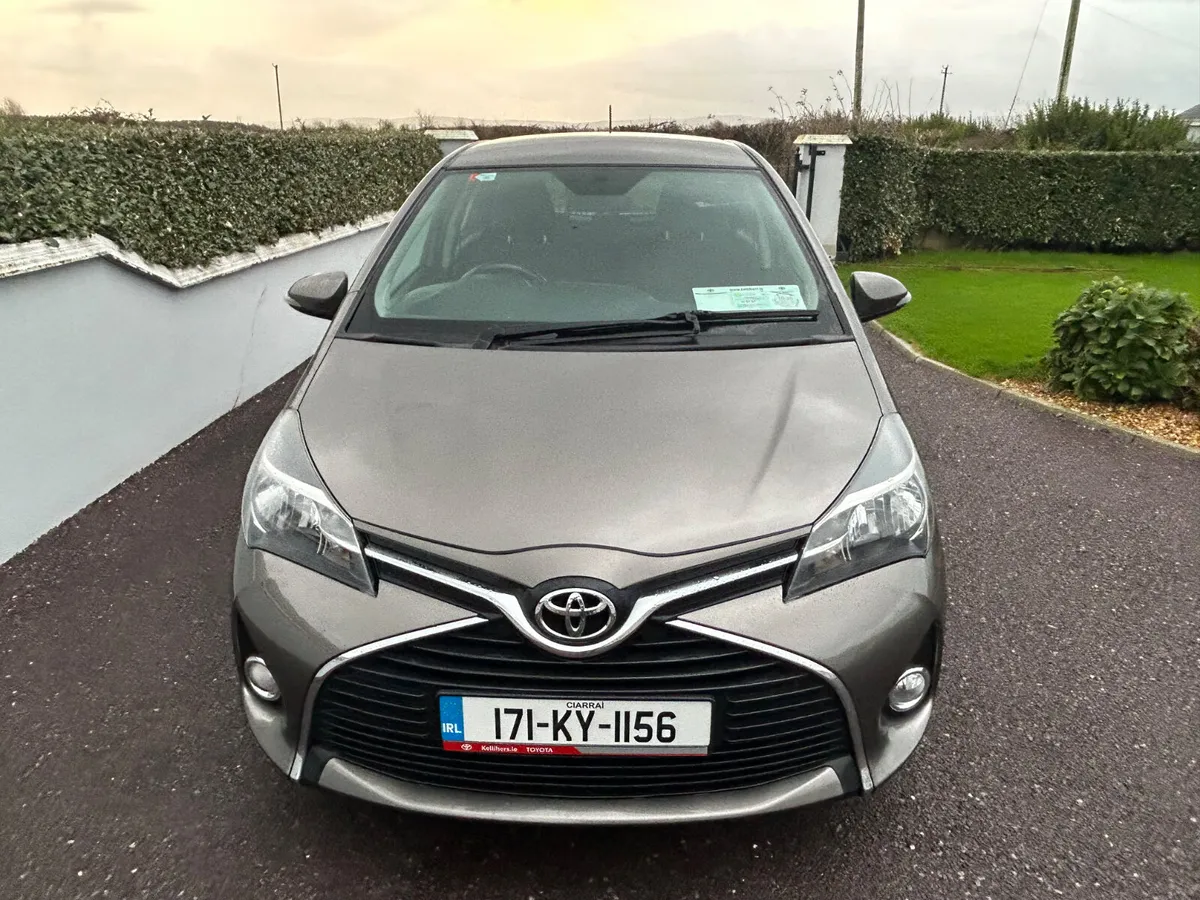 Toyota Yaris 2017 low miles NCT - Image 2