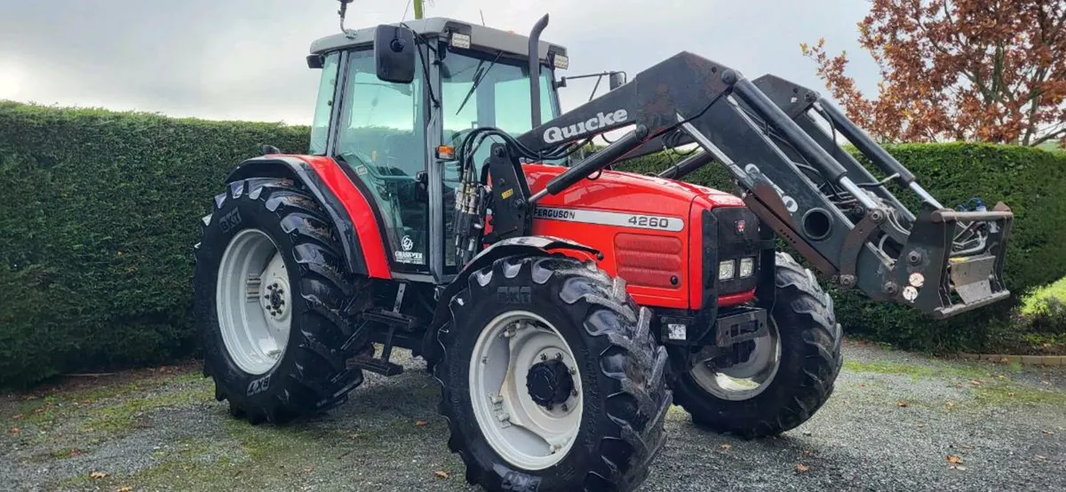 Massey 4260 - Image 1