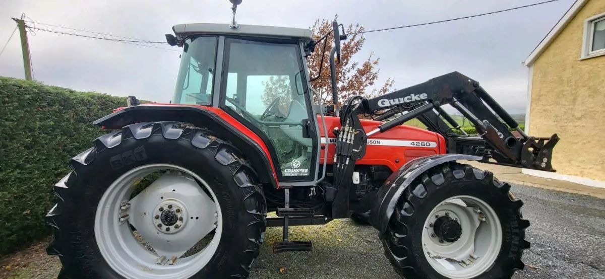 Massey 4260 - Image 3
