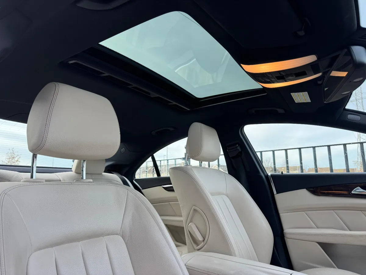 Mercedes CLS 250D CREAM LEATHER SUNROOF LOW KMS - Image 2