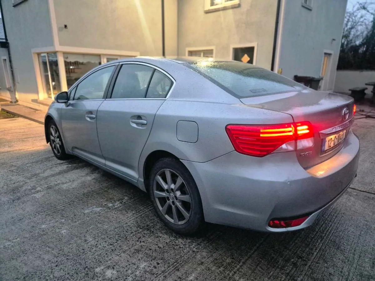 12 Toyota avensis 2.0d4d new nct - Image 2