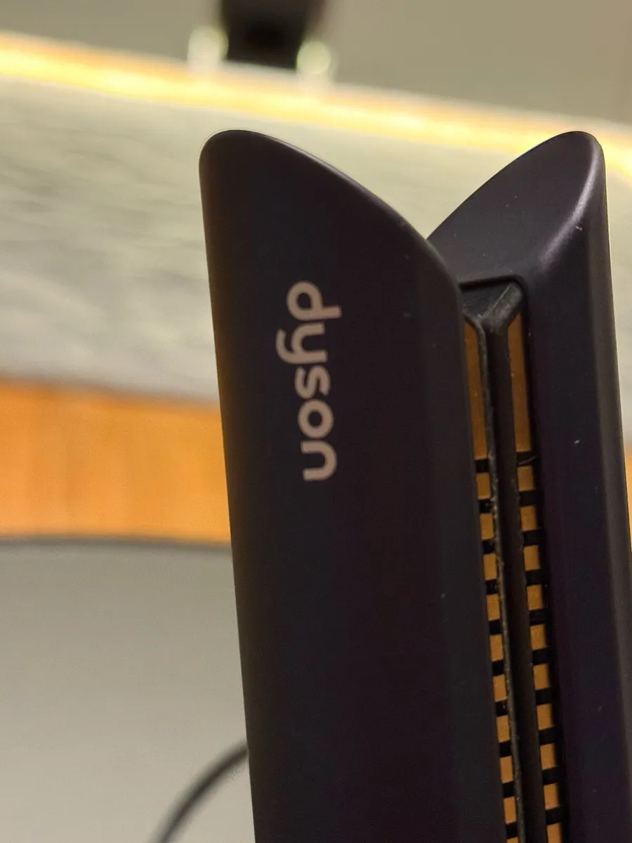 Hair straightener - Image 1