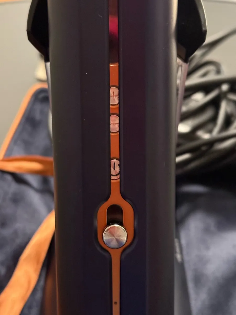 Hair straightener - Image 2