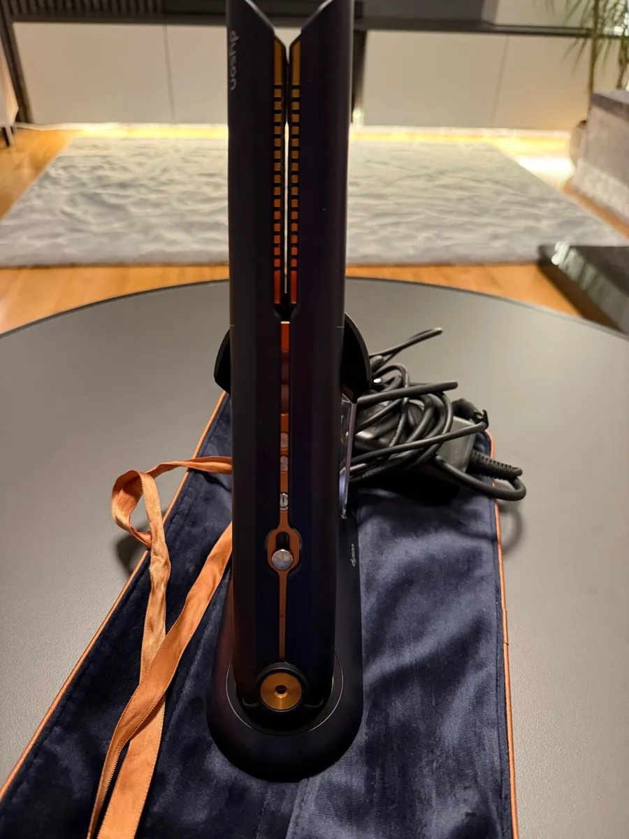 Hair straightener - Image 4