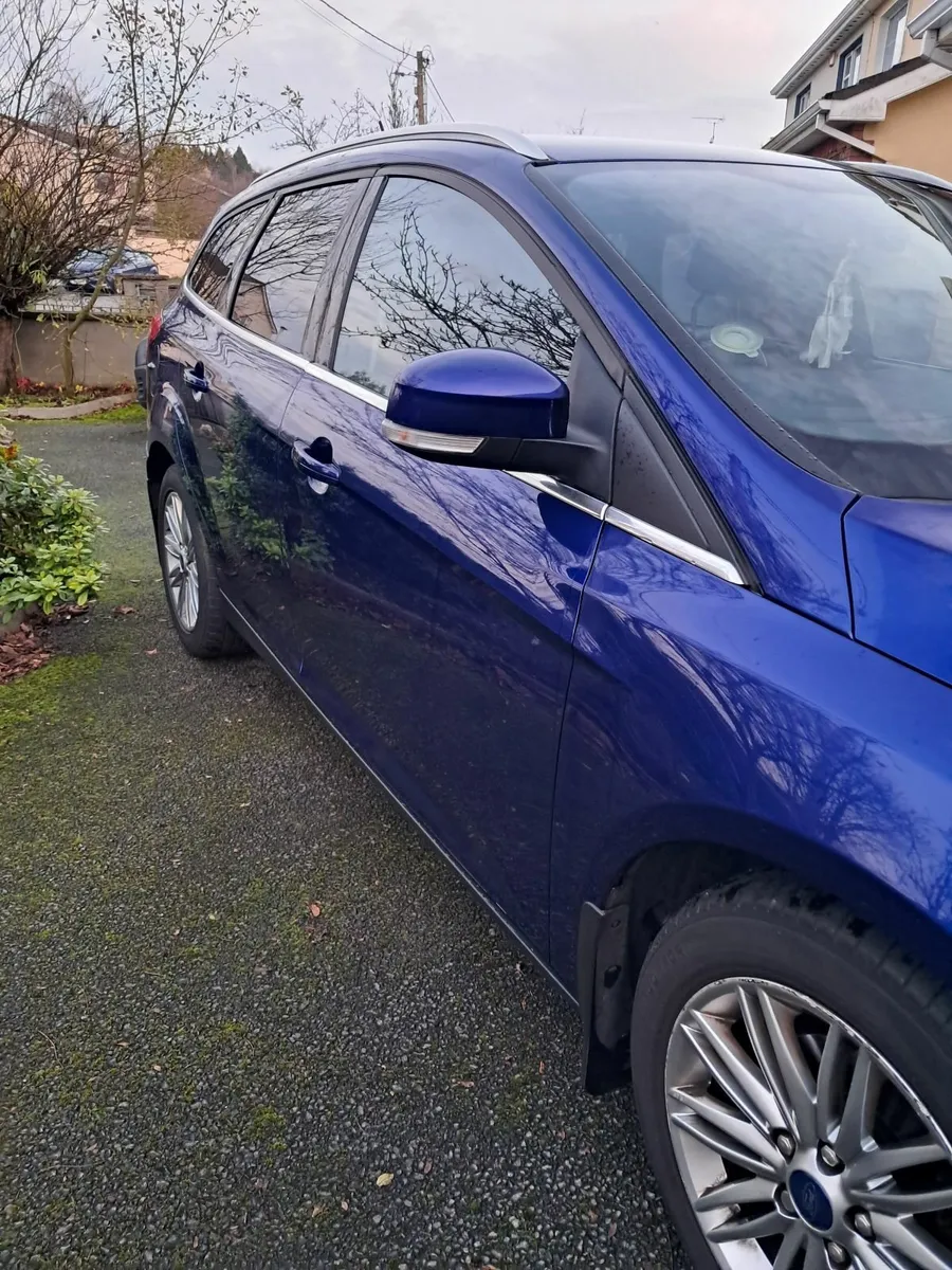 Ford Focus 1.5 TDCI  Zetec 120Ps. - Image 3