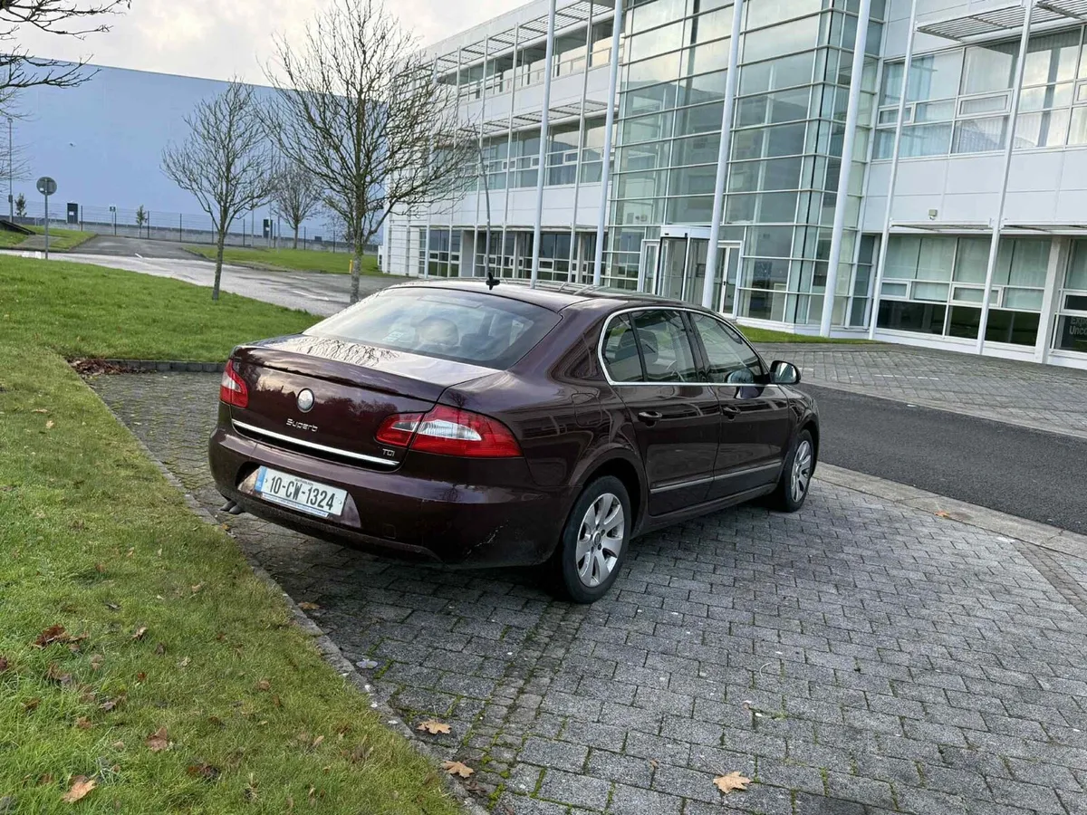 2010 Skoda superb - Image 3