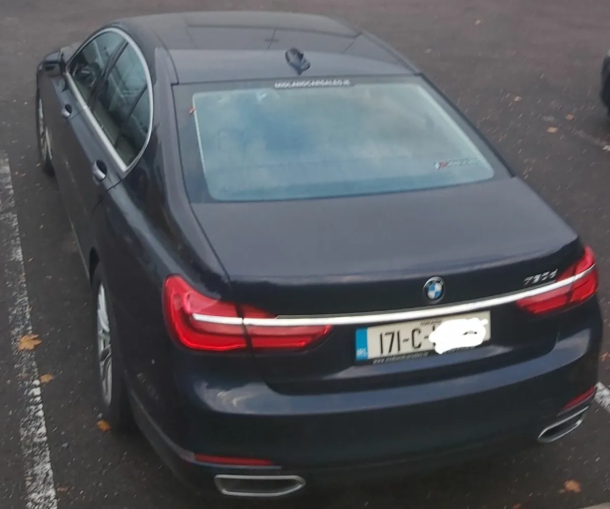 BMW 7-Series 2017 - Image 2