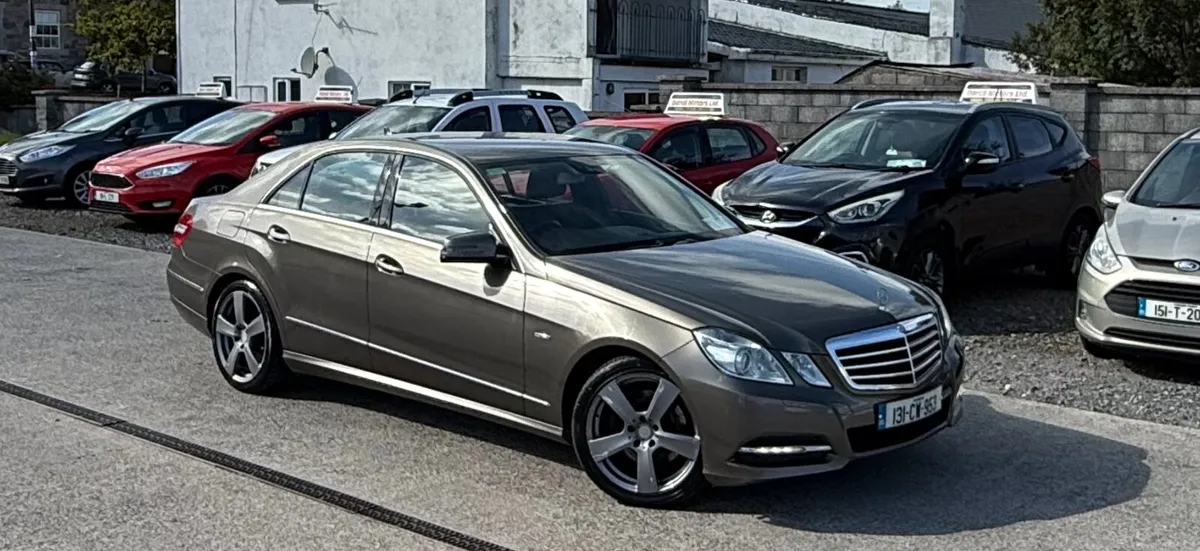 13 Mercedes Benz e class - Image 1
