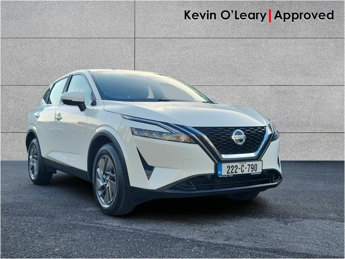 Nissan Qashqai SV 1.3 Mild Hybrid - Image 1