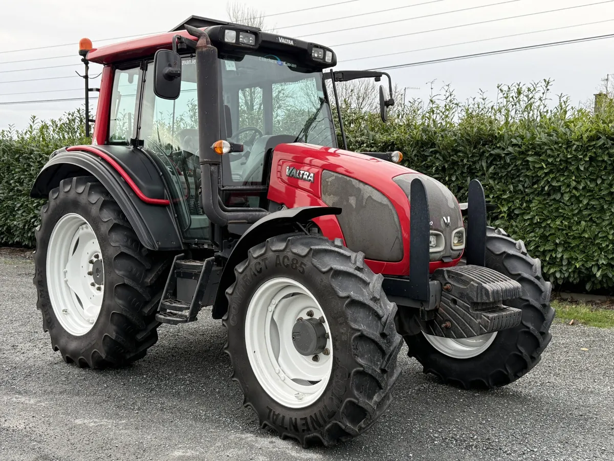 2014 Valtra N92 Hi Tech – 92HP, Low Hours - Image 1