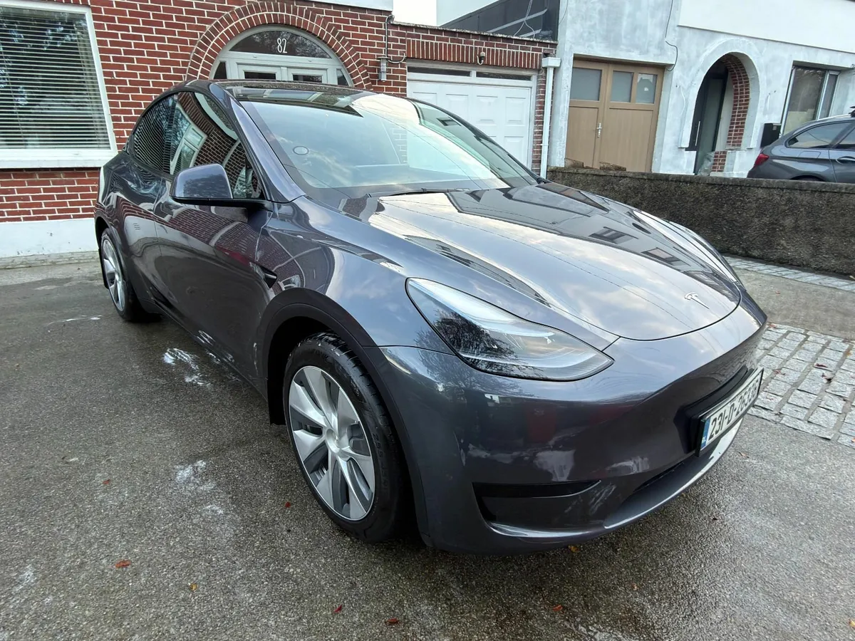 2023 Tesla Model Y 231D RWD Low Miles, Immaculate - Image 1