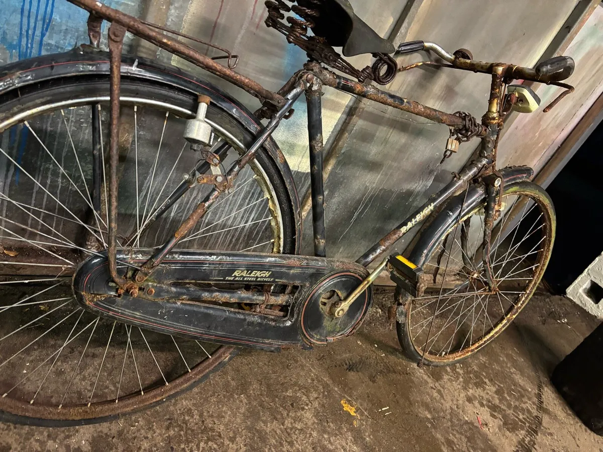 Raleigh bicycle - Image 2