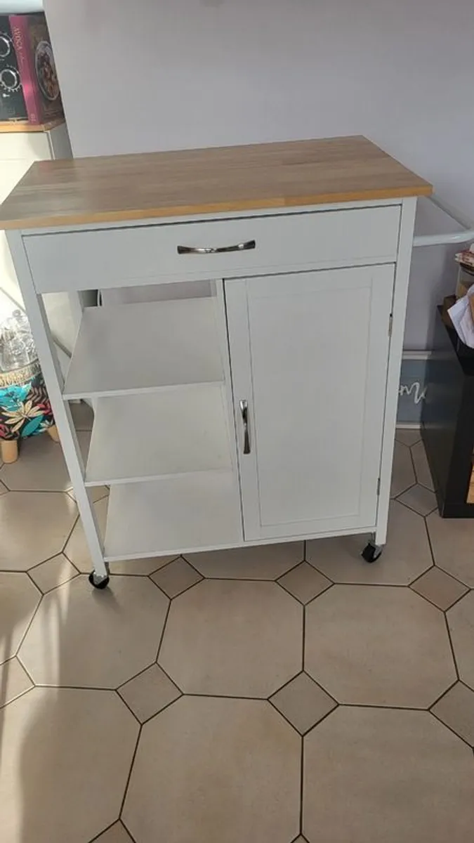 Versatile butchers block as new medium and on wheels - Image 1