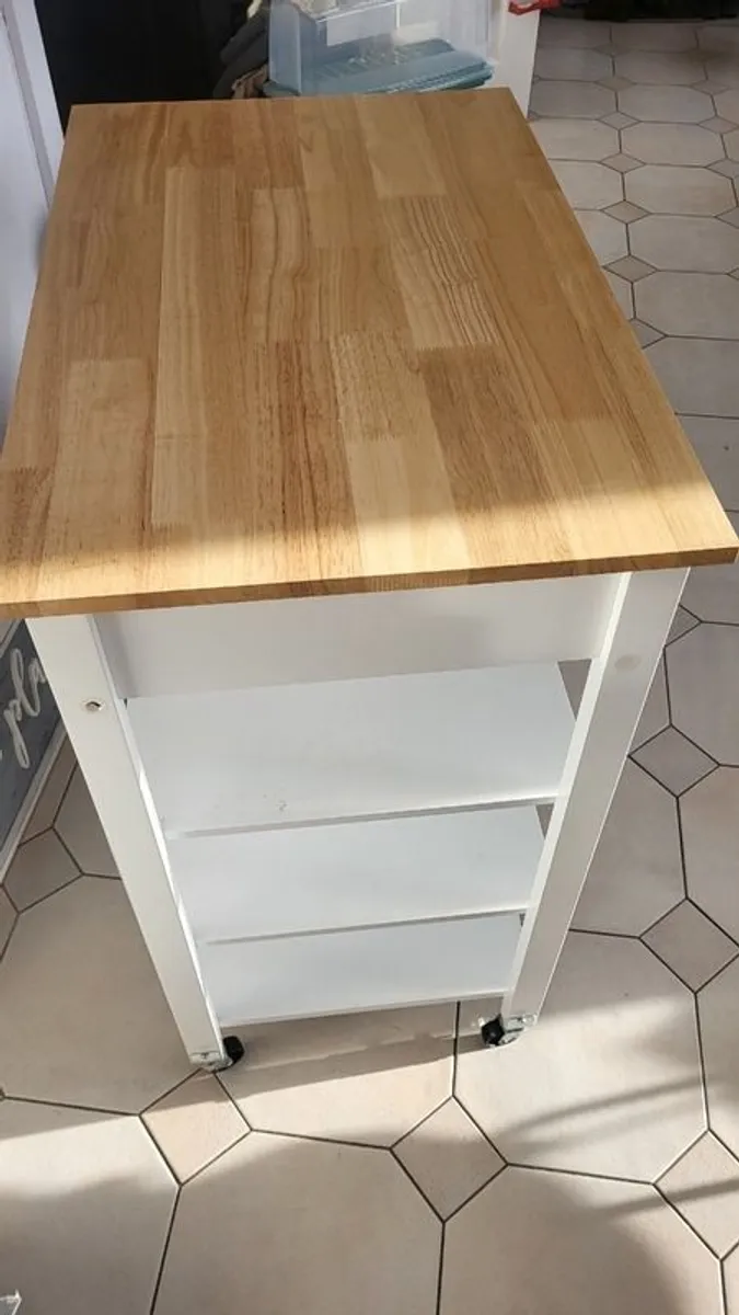 Versatile butchers block as new medium and on wheels - Image 2