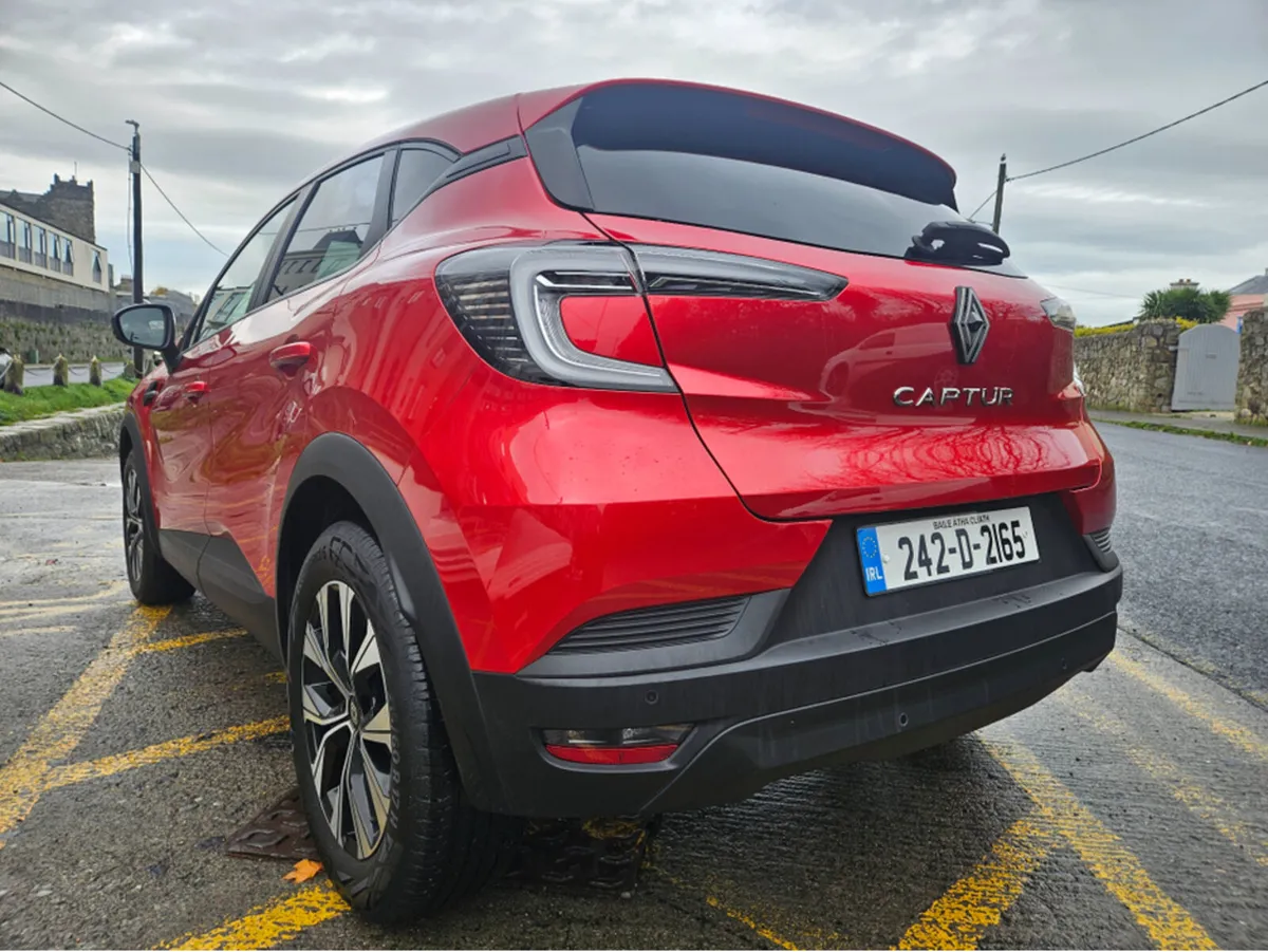 Renault Captur EVOLUTION TCE90 NBI GSR - Image 4