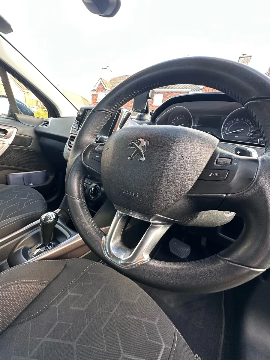 2014 Peugeot 2008 1.6 HDI Automatic - Image 4