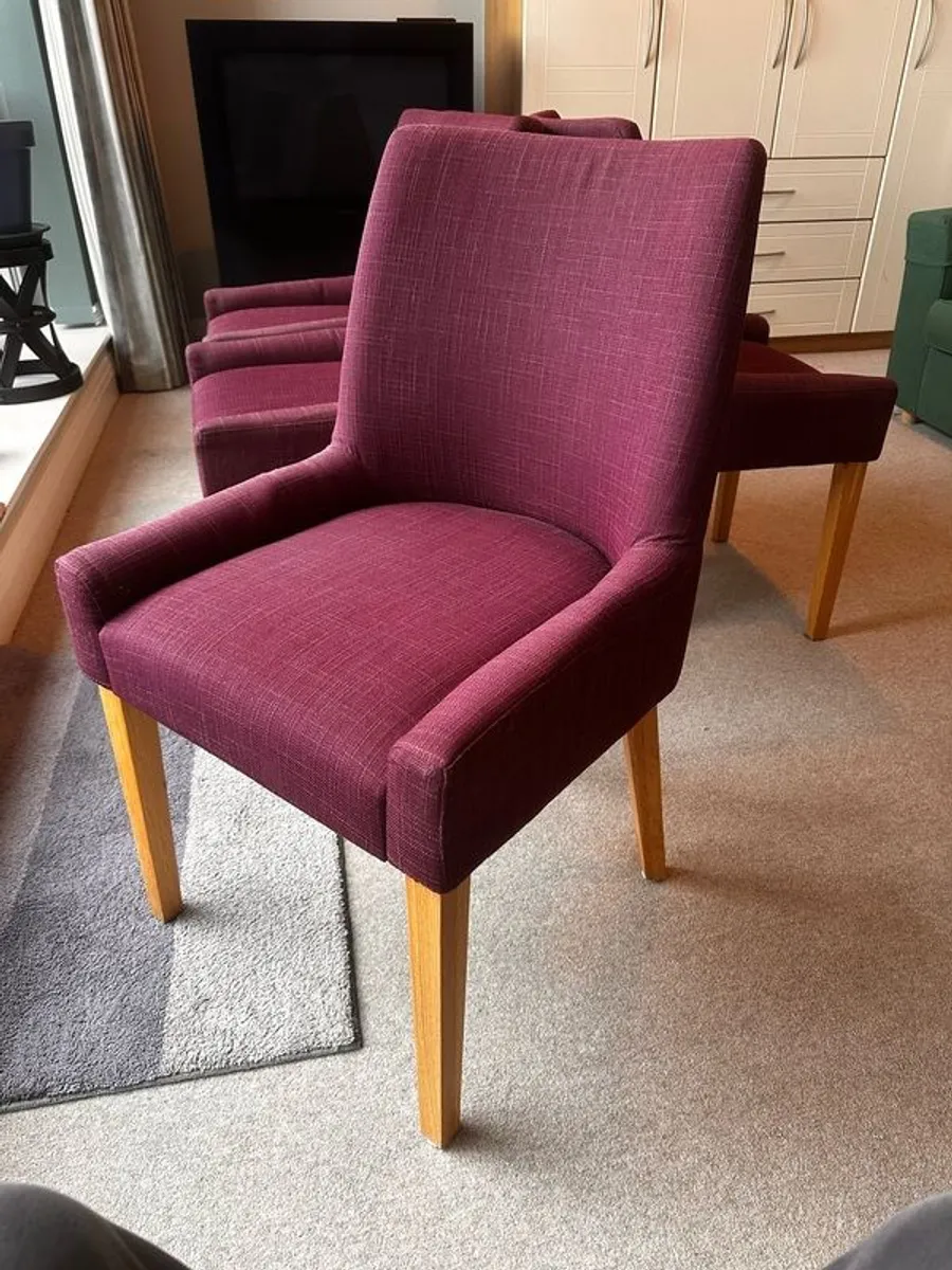 4 Beautiful Dining Chairs - Image 1