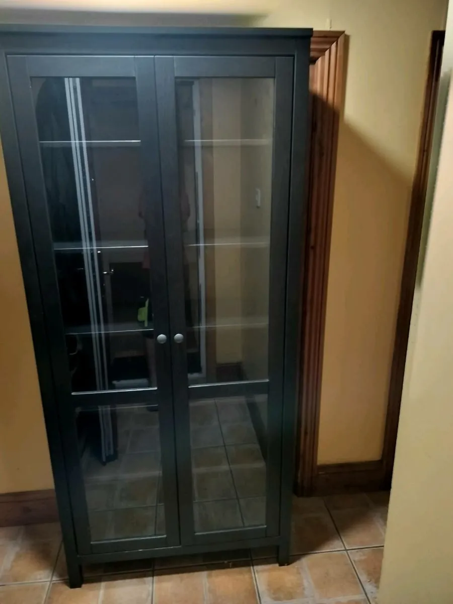 Glass cabinet Hemnes