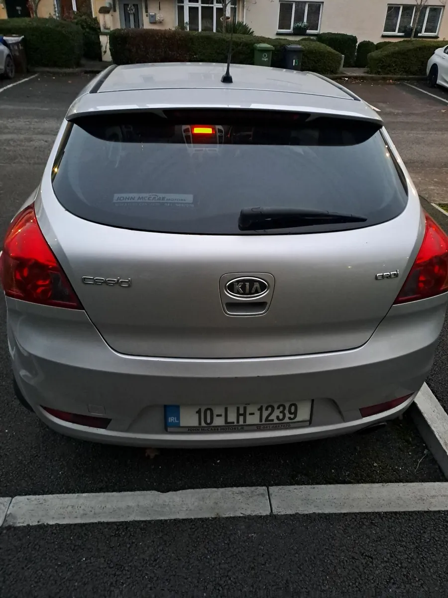 Kia Ceed 2010 - Image 3