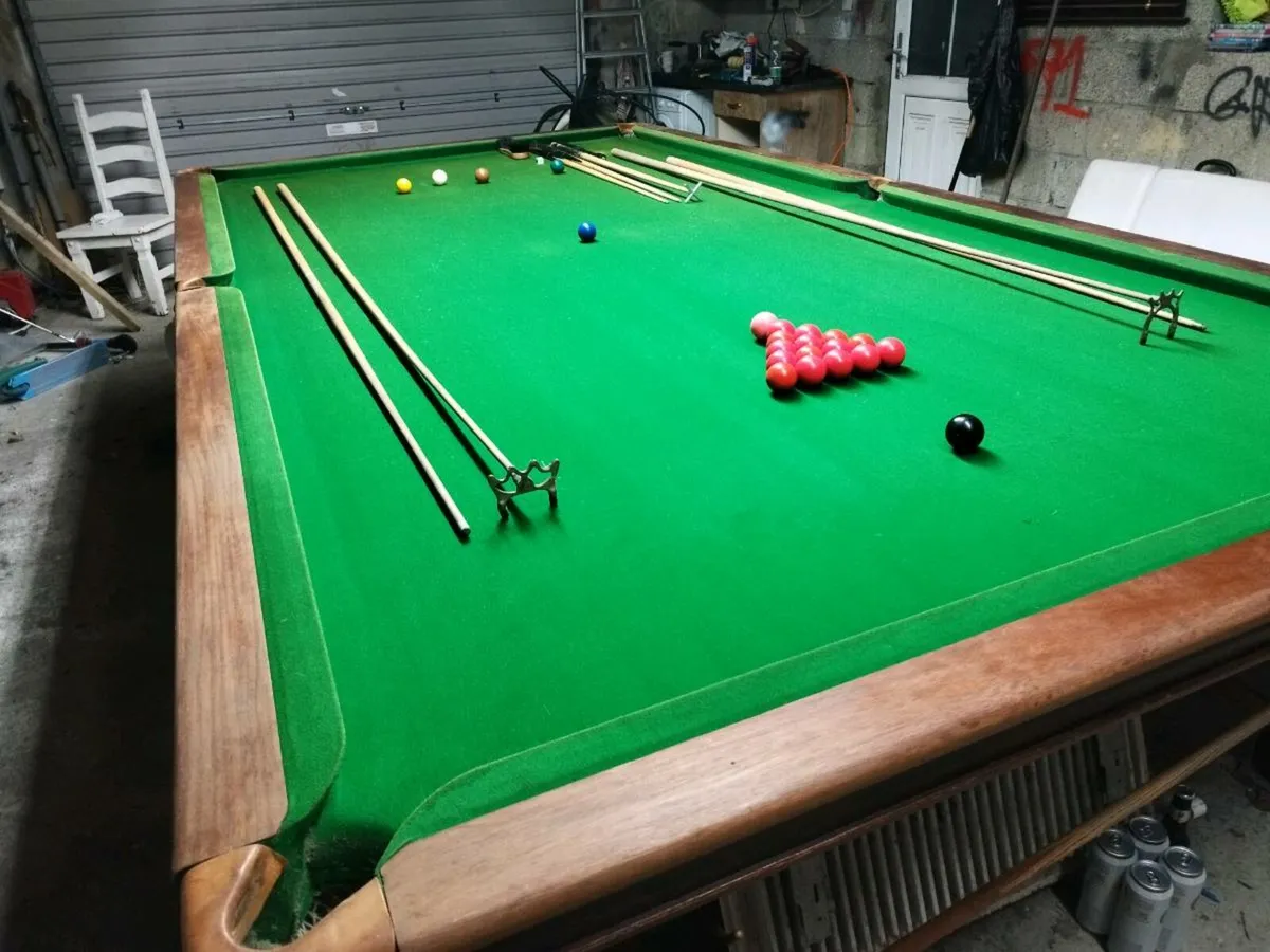 Snooker table - Image 1