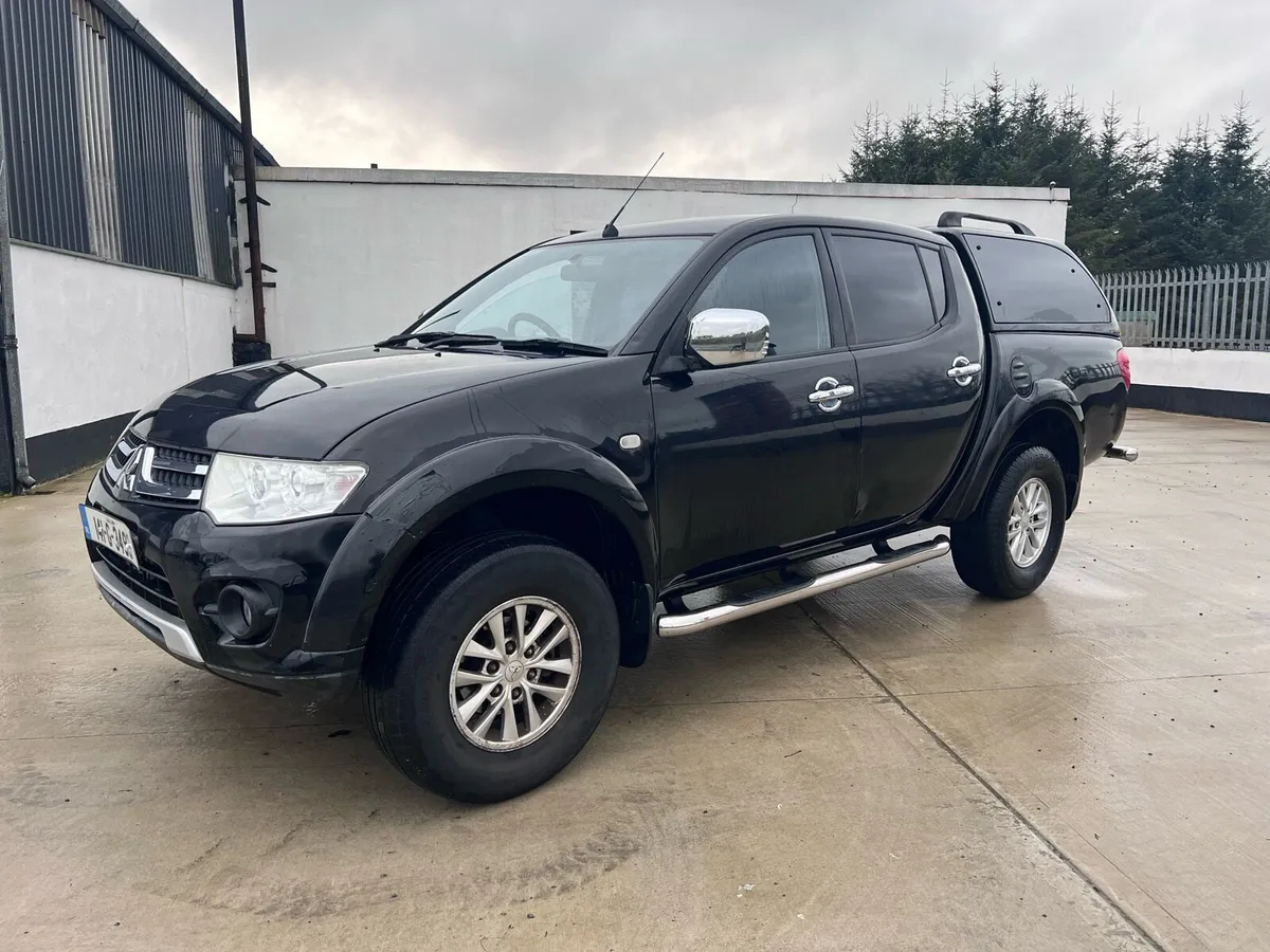 2014 Mitsubishi L200 Low mileage - Image 3