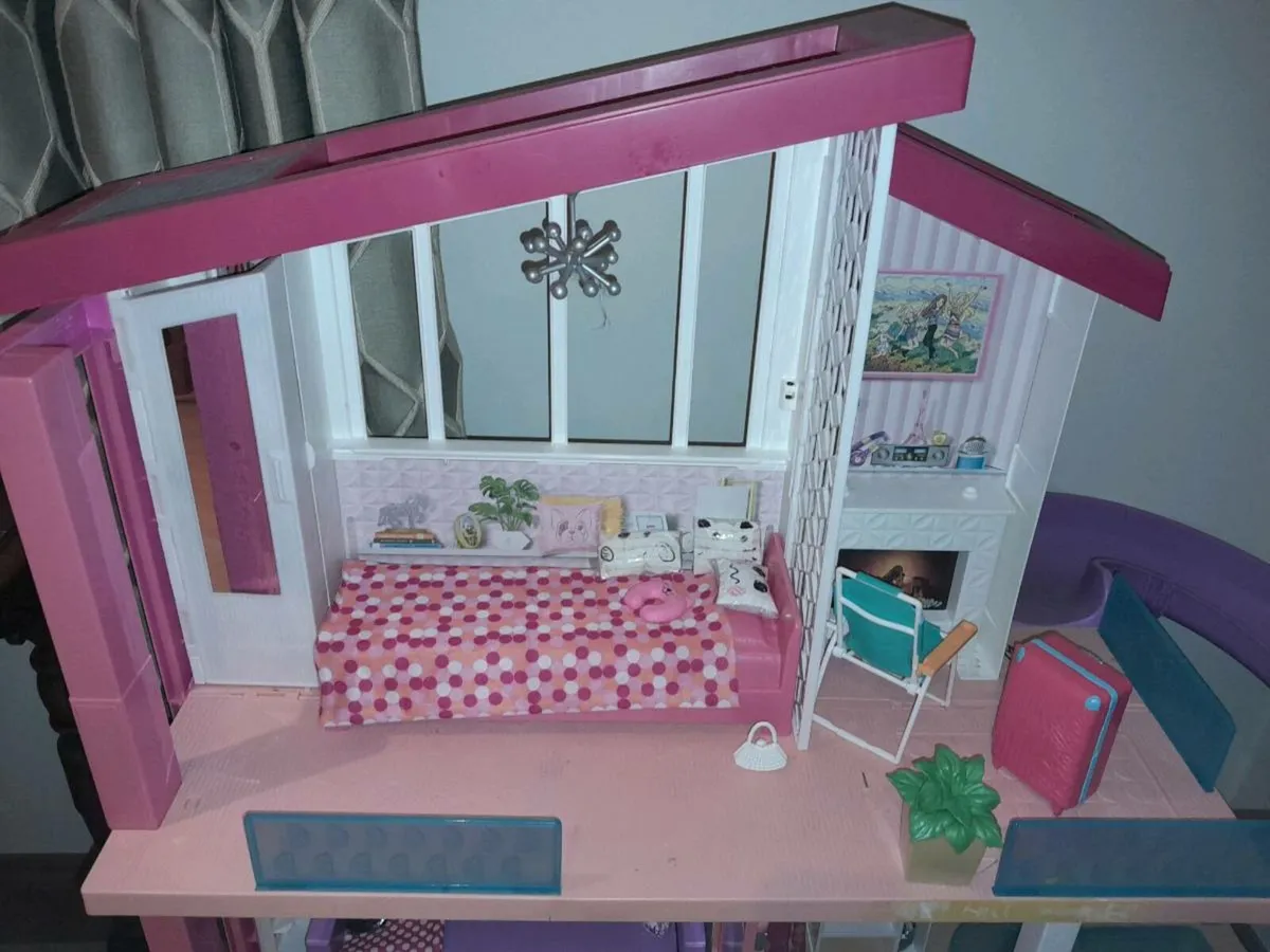 Barbie dream house - Image 2