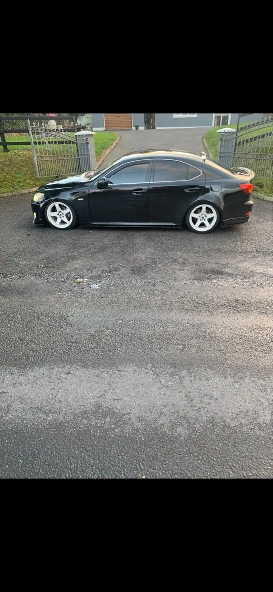 Lexus is250 - Image 3