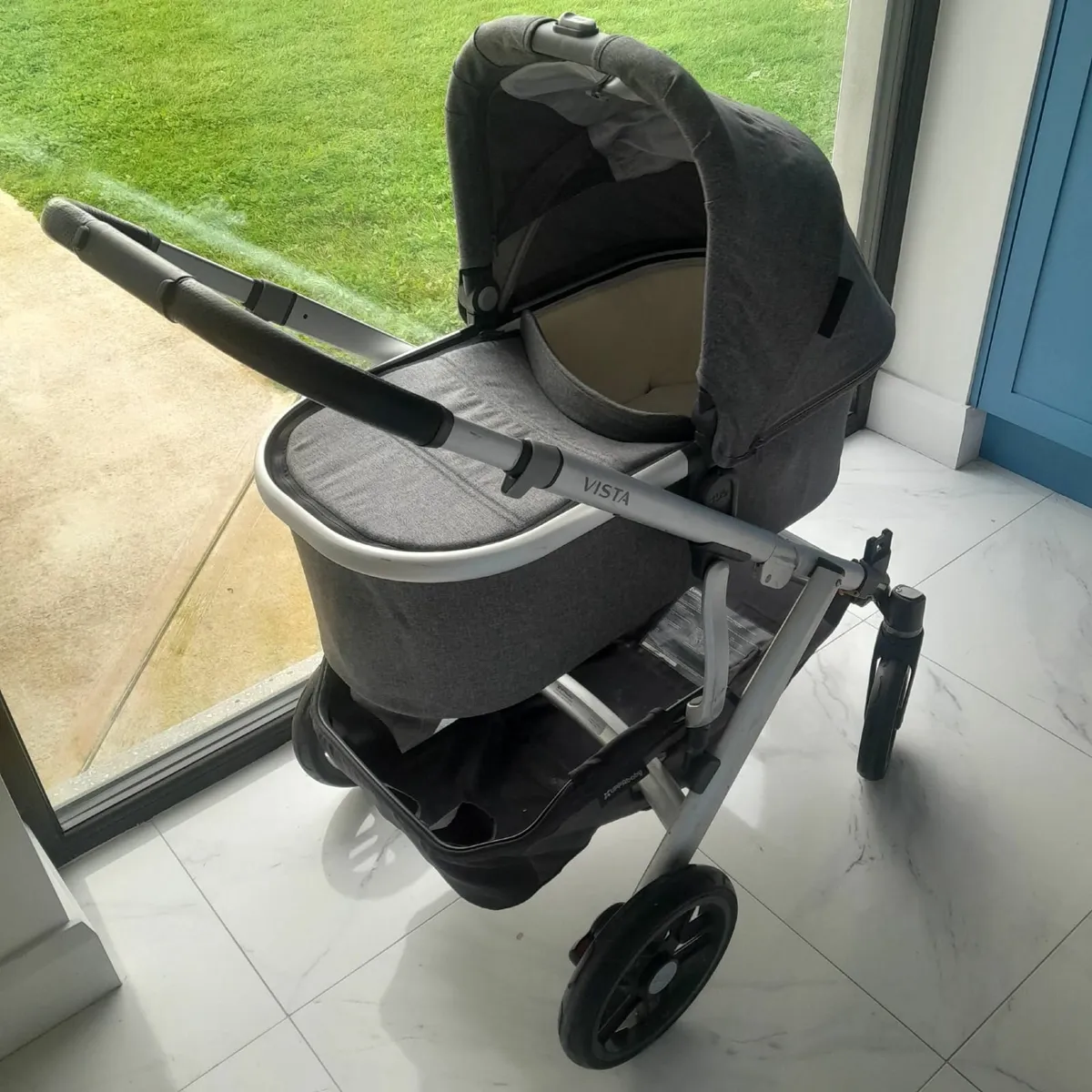 Uppa Baby Vista V2 Buggy - Image 2