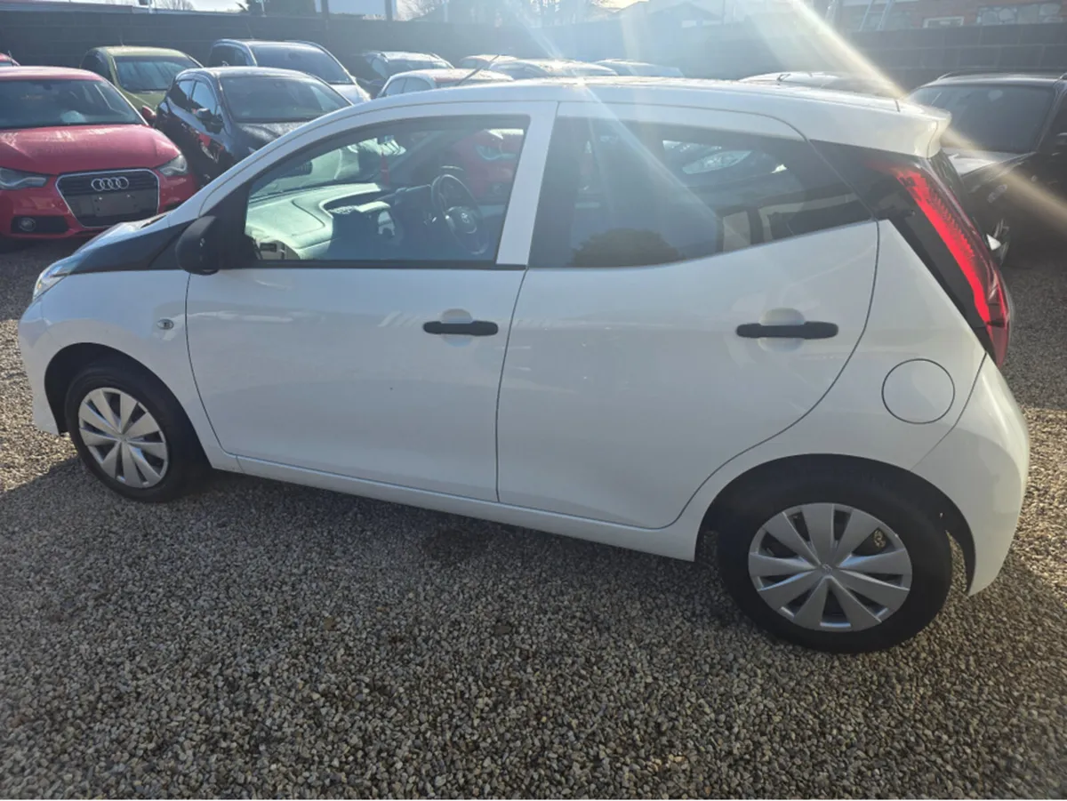 Toyota Aygo 1.0 VVT-I X 71BHP 5DR - Image 3