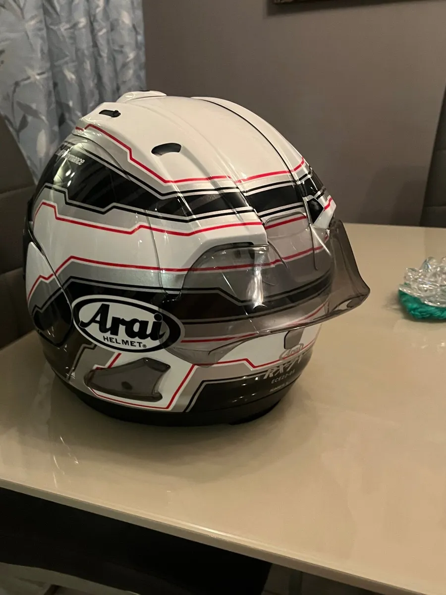 Arai rx7 v helmet/alpinestairs boots - Image 4