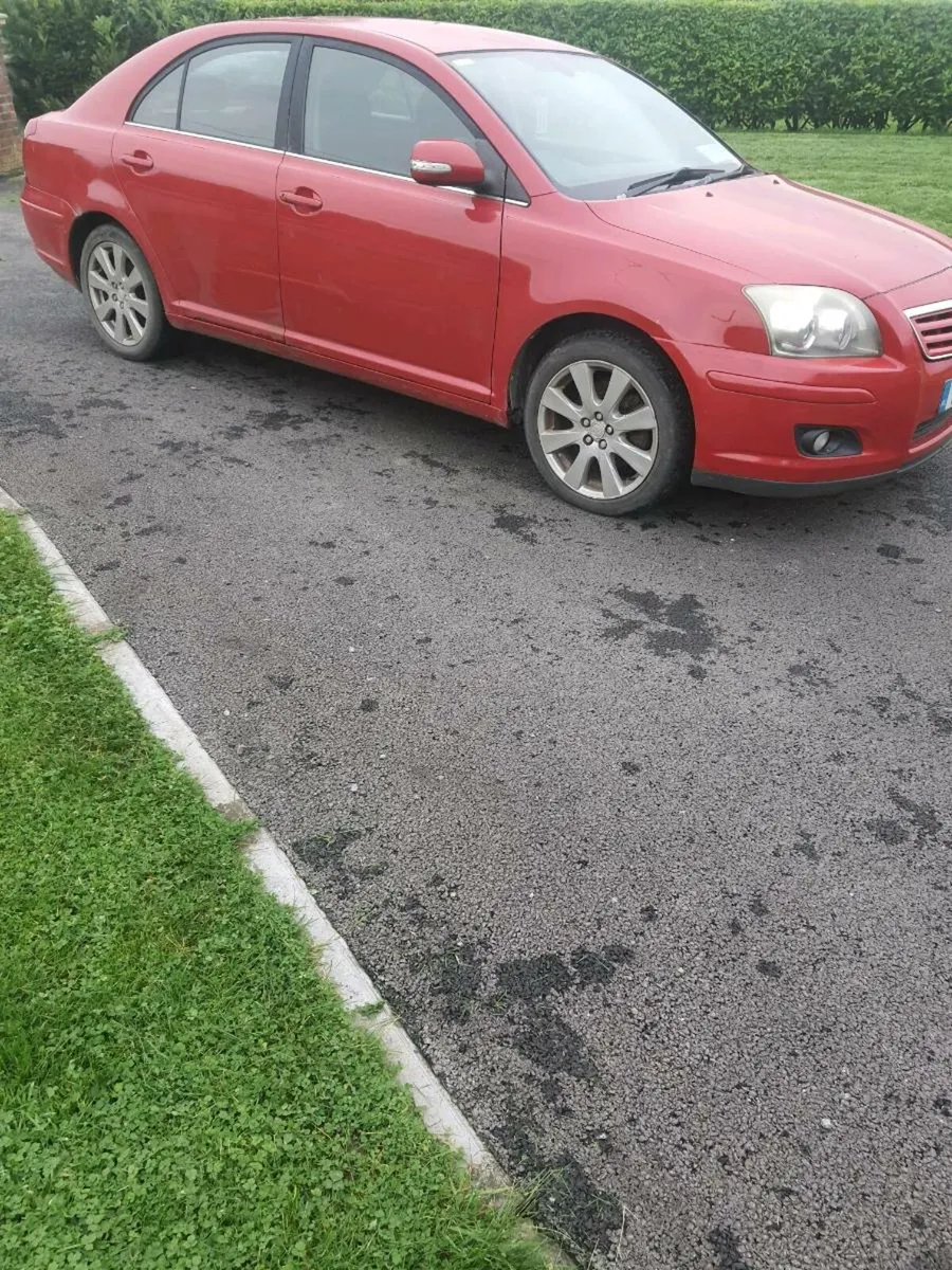 Toyota Avensis Diesel - Image 2