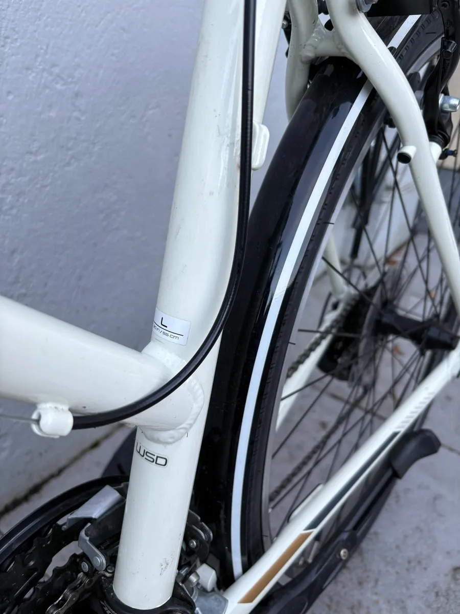 Trek FX 3 Womens Step-Through Hybrid Bike - Image 3