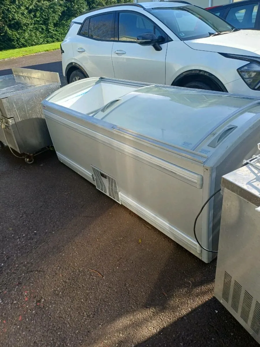 Catering equipment - Image 2