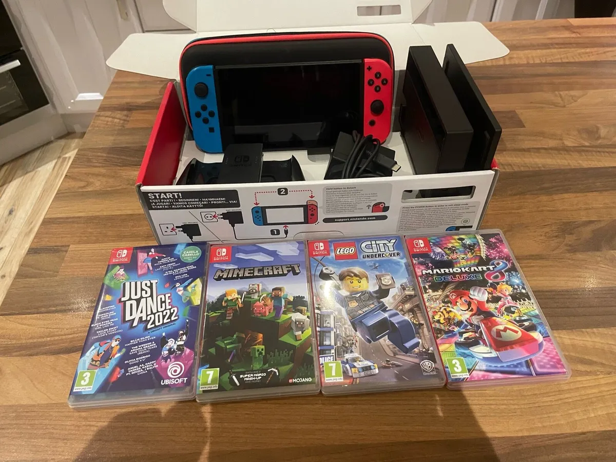 Nintendo switch - Image 1