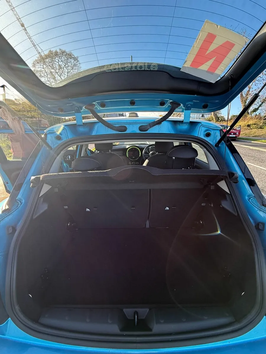 Mini Cooper 2017 - Image 3